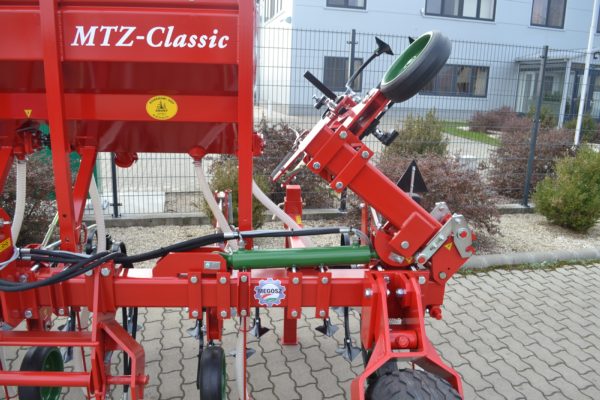 ABK-116 MTZ Classic sorközművelő kultivátor